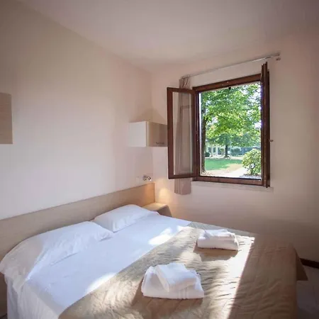 Holiday Homes In Sirmione/Gardasee 22174 Exterior photo
